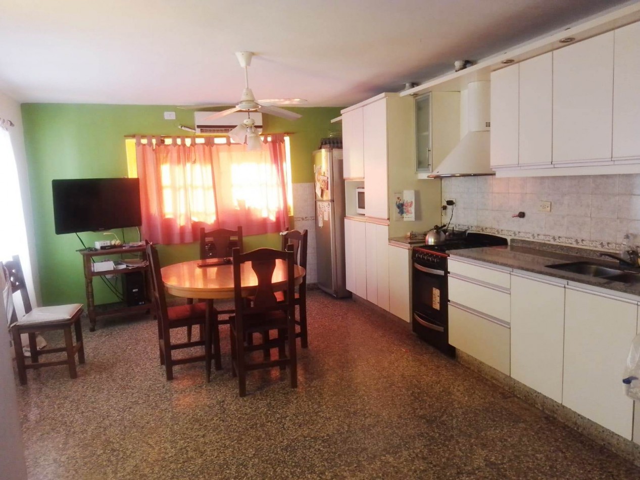 CASA EN VENTA BARRIO LOS NARANJOS/SAN RAFAEL