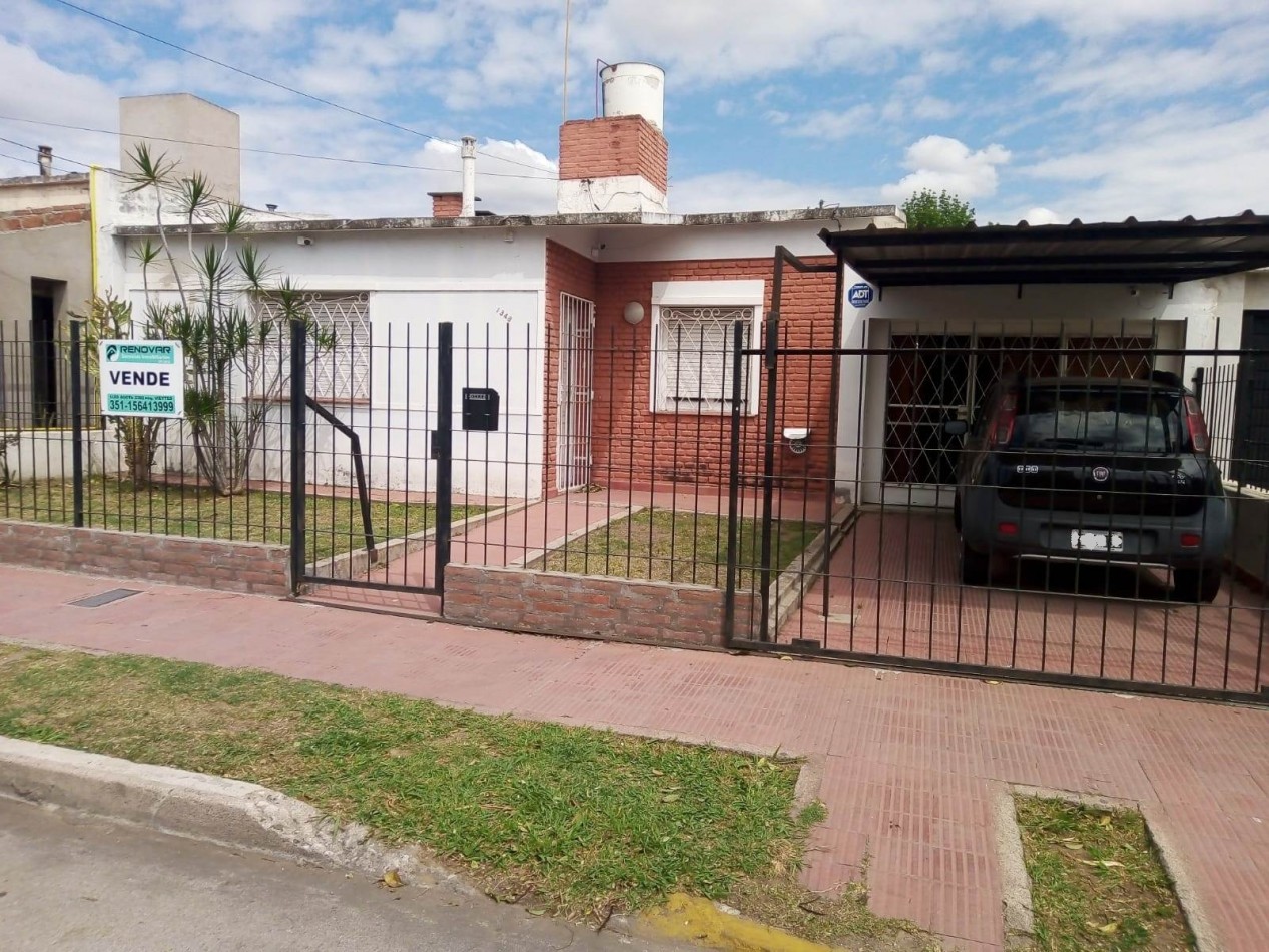 CASA EN VENTA BARRIO LOS NARANJOS/SAN RAFAEL