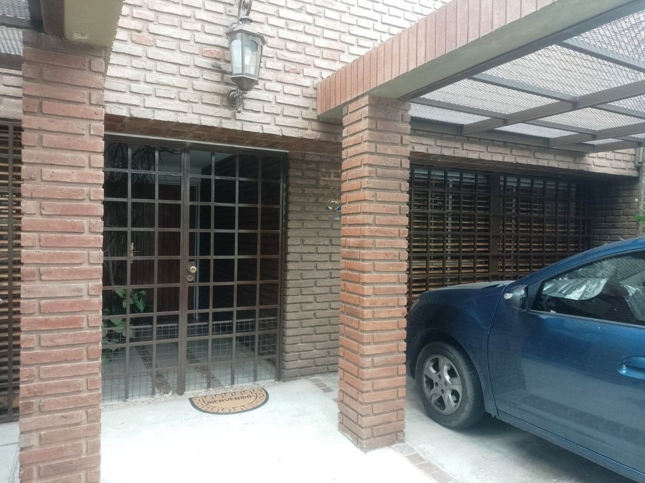 Hermosa casa en venta en Bo Parque Velez Sarfield
