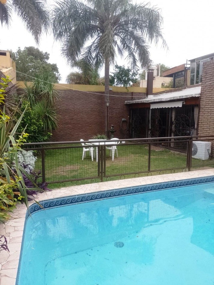 Hermosa casa en venta en Bo Parque Velez Sarfield