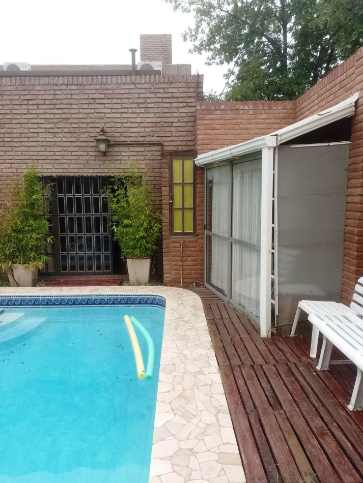 Hermosa casa en venta en Bo Parque Velez Sarfield
