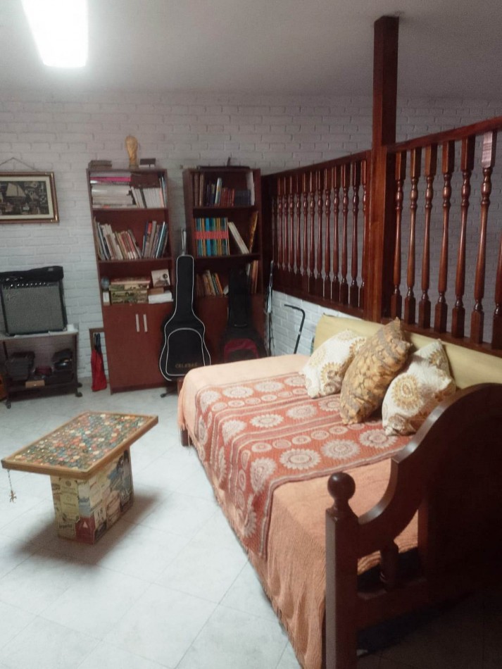 Hermosa casa en venta en Bo Parque Velez Sarfield