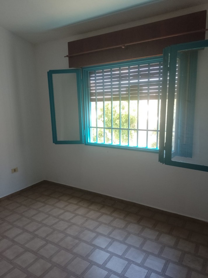 Hermosa casa en venta Bo Avenida - Zona Av. Fuerza Aerea 