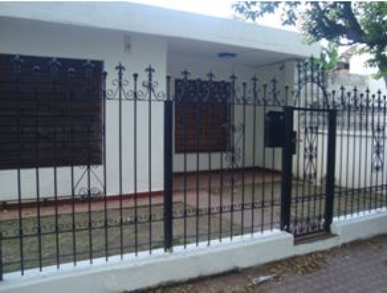 CASA EN VENTA Bo ALTO ALBERDI