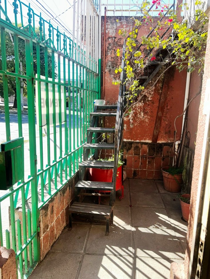 CASA + DEPARTAMENTO EN VENTA BARRIO OBSERVATORIO