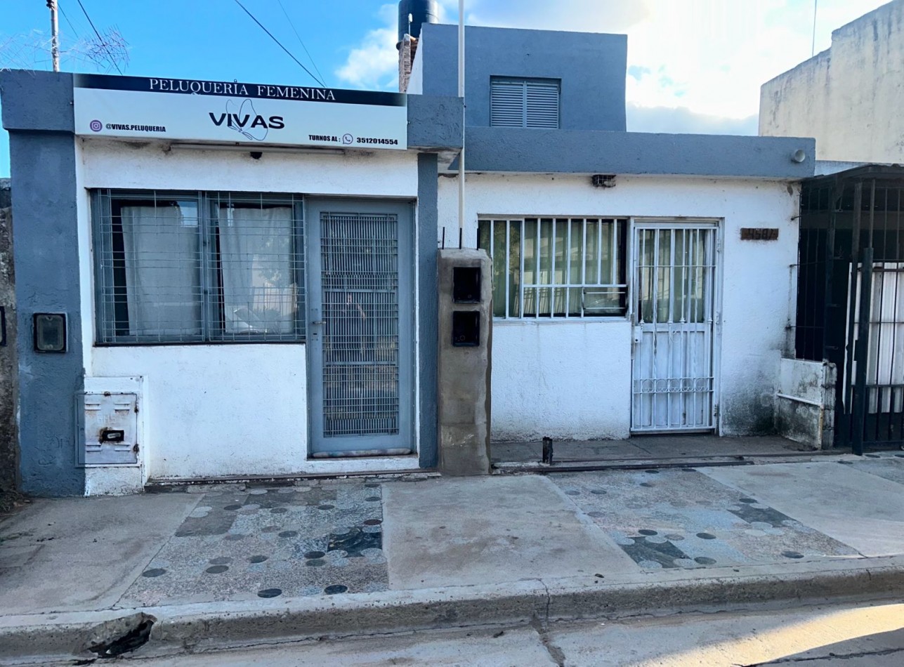 CASA EN VENTA ZONA RUTA 20 - BARRIO SAN ROQUE
