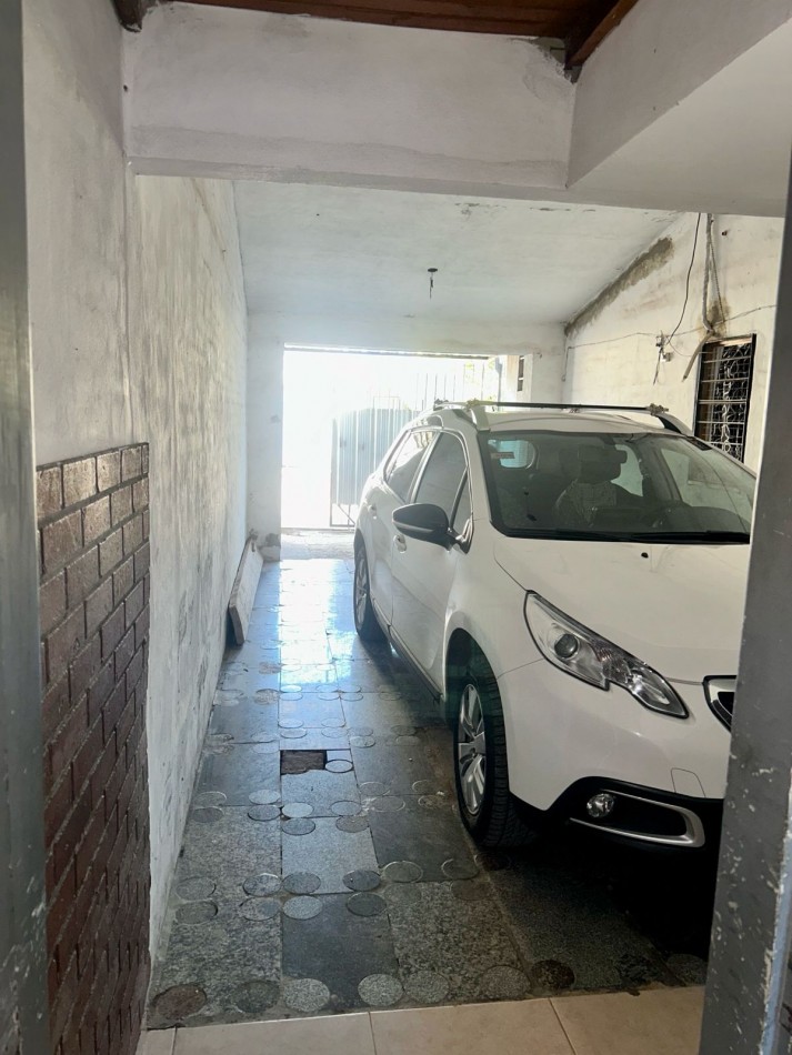 CASA EN VENTA ZONA RUTA 20 - BARRIO SAN ROQUE