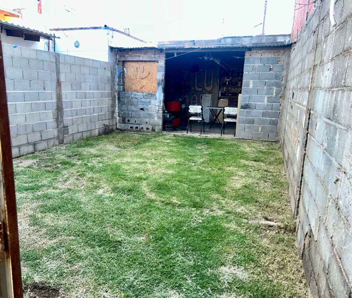 CASA EN VENTA ZONA RUTA 20 - BARRIO SAN ROQUE