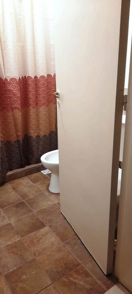 Hermosa CASA/DUPLEX en VENTA Bo Villa Rivera Indarte. 