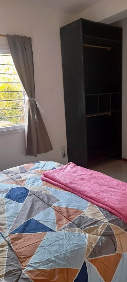 Hermosa CASA/DUPLEX en VENTA Bo Villa Rivera Indarte. 