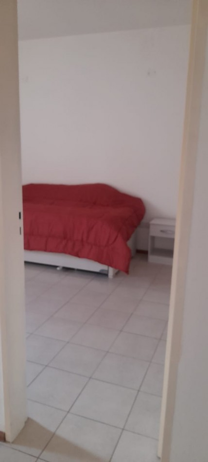 Hermosa CASA/DUPLEX en VENTA Bo Villa Rivera Indarte. 