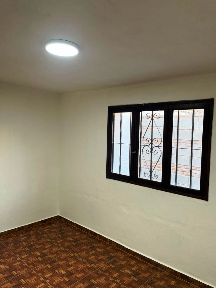 LOCAL CON DEPARTAMENTO DE 1 DORMITORIO  EN ALQUILER 