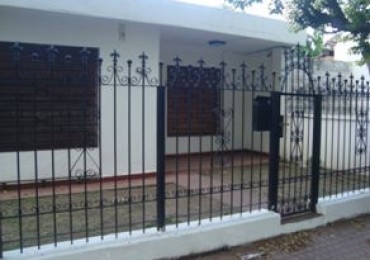 CASA EN VENTA Bo ALTO ALBERDI